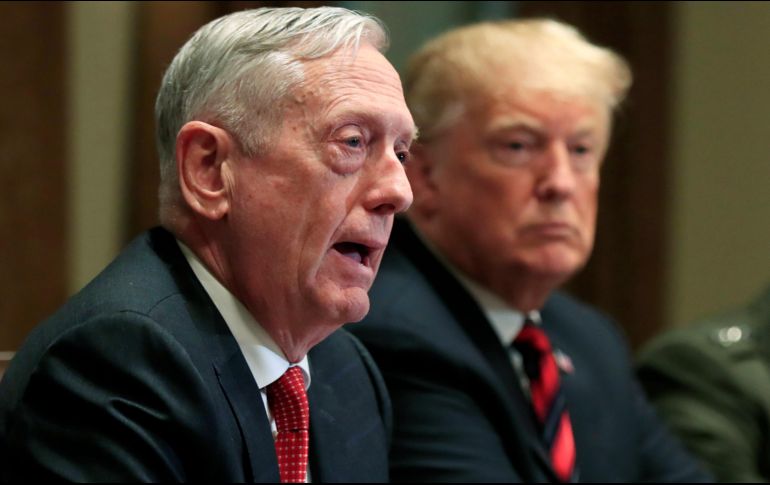 Mattis detalla cómo fueron las primeras conversaciones que mantuvo con Donald Trump, ya presidente electo aunque sin haber tomado posesión todavía. AP/M. Balce