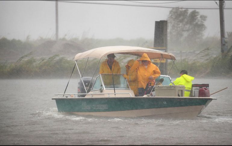 Fuertes lluvias y la estrechez de los valles en la región de Tarudant provocaron que el lugar se inundara llevándose a varias personas por la fuerte corriente. EL INFORMADOR / ARCHIVO