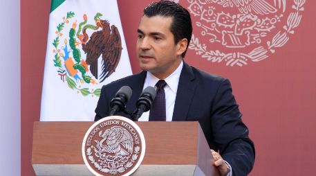 Eduardo Osuna Osuna, vicepresidente y director general de BBVA México, en la entrega de Becas Olimpiada del Conocimiento Infantil 2019. ESPECIAL