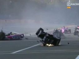 La carrera fue interrumpida para que intervinieran lo antes posible los servicios médicos. TWITTER