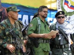 La decisión de retomar las armas ha sido rechazada por un amplio sector de la población colombiana. EFE