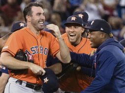 Por su récord y logros, Verlander es candidato al Premio Cy Young. AP
