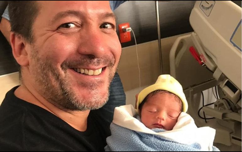 En su cuenta de Instagram, Luis Enrique Guzmán Pinal subió varias fotos del pequeño. INSTAGRAM/luisenriquegp
