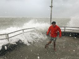Los efectos del huracán ya se perciben este martes en Jupiter, Florida. AP/South Florida Sun-Sentinel/J. Cavaretta