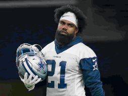 La participación de Ezekiel Elliott para el inicio de temporada no está definida. AP
