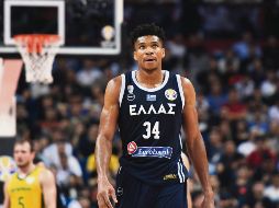 Giannis Antetokounmpo, la estrella de la NBA, no pudo evitar la caída de Grecia. AFP