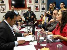 El dictamen se avaló con el voto a favor de los diputados de Movimiento Ciudadano Salvador Caro, Ismael Espanta y Héctor Pizano. EL INFORMADOR / R. Rivas