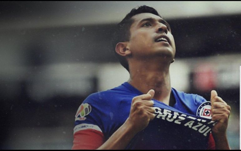 Elías Hernández hizo el gol del partido en el minuto 43 por l avía penal. TWITTER/@EliasHdz08