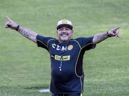 El debut de Maradona como entrenador de Gimnasia y Esgrima La Plata será el domingo 15 de octubre en el estadio del Lobo. AFP/ARCHIVO
