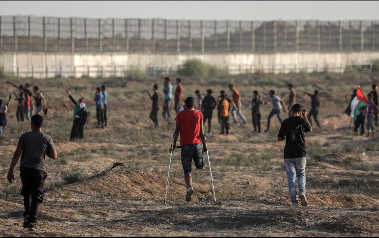 Analistas y milicias aseguraron que los lanzamientos fueron actos individuales y descentralizados. Sin embargo, ante los ataques se han manifestado personas entre la división de ambos países. EFE / M. Saber