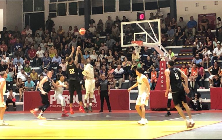 Desde el arranque del encuentro la escuadra jalisciense se mostró ligeramente superior a su adversario. TWITTER/AstrosJalisco