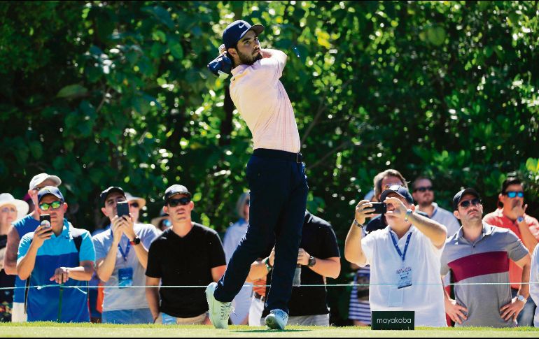 Tras haber sido el golfista mexicano con mejor desempeño, Ancer habló sobre los logros que buscará alcanzar en la siguiente temporada. AFP