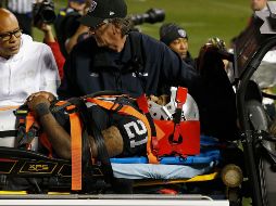 El jugador se lastimó en el tercer cuarto, cuando trató de derribar al corredor de Denver, Royce Freeman. AFP / L. Cunningham