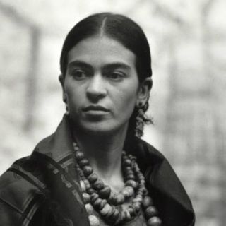 Foto de Frida Kahlo a los 23 años será subastada por Morton