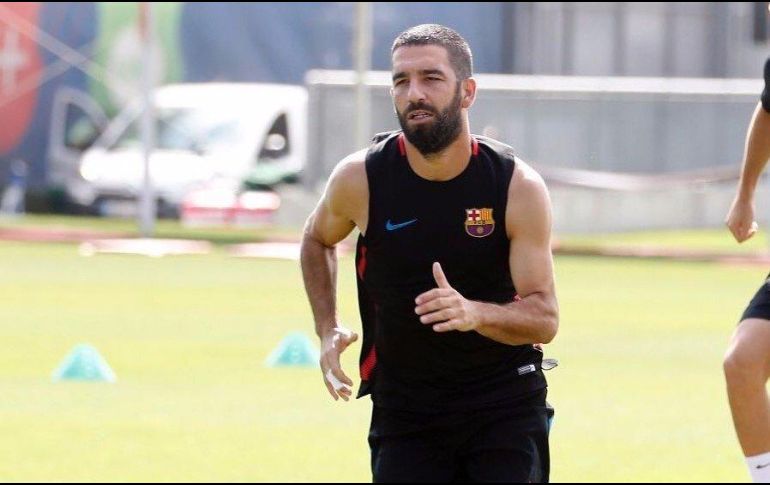 Los hechos juzgados se remontan a octubre de 2018, cuando el turco se peleó en una discoteca con el cantante Berkan Sahin, que lo acusó de haber acosado a su mujer. TWITTER / @ArdaTuran