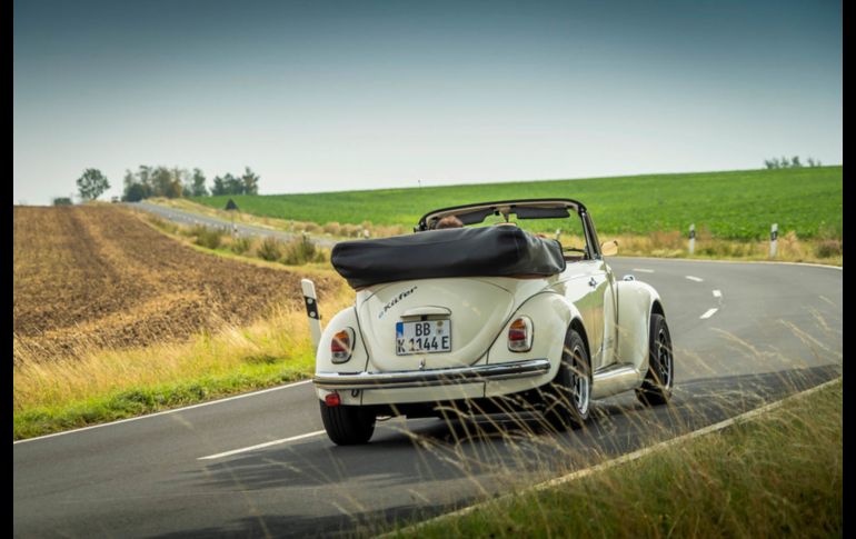 Un viejo rejuvenecido, eso es el nuevo vocho eléctrico