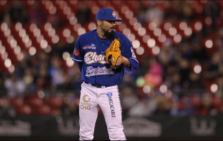 En caso de que los Mellizos le otorguen un nuevo contrato, ''El Mechón'' podría verse obligado a no lanzar para los caporales en invierno. EL INFORMADOR / ARCHIVO