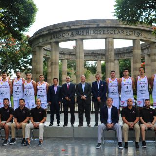 Astros se toma la foto oficial para la Temporada 2019-2020