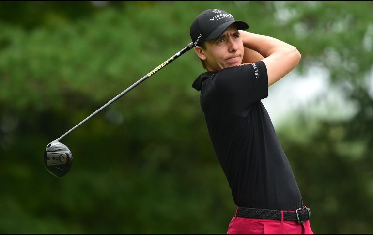 Carlos Ortiz mejoró el resultado de la primera ronda; sin embargo, no logró consolidar el buen juego sobre el green. AFP/J. Tilton