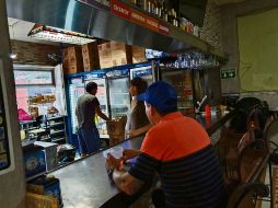 La nueva normativa en la metrópoli ha afectado el negocio de Esteban, ubicado en la Colonia Talpita. EL INFORMADOR / S. Blanco