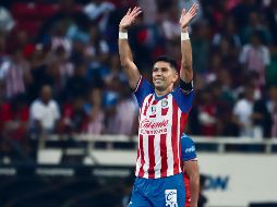 Pese a que había dudas sobre su estado físico, Jesús Molina fue titular en el Clásico Tapatío. IMAGO7