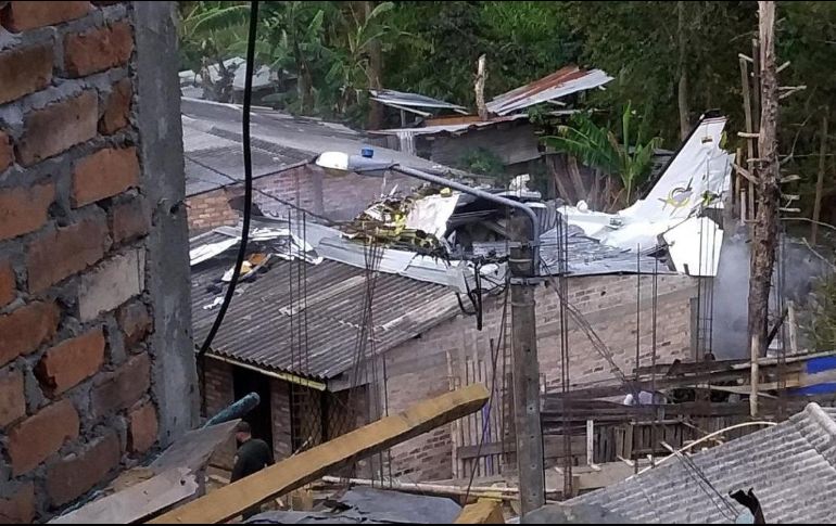 La avioneta se estrelló en un barrio de la ciudad colombiana de Popayán, en el suroeste del país. TWITTER / @chapoisat