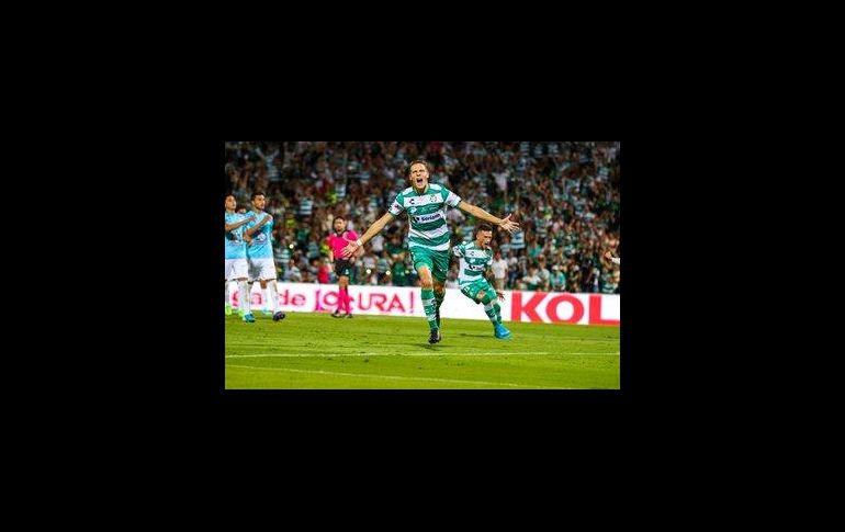 Julio César Furch anota los dos goles del cuadro albiverde. TWITTER / @ClubSantos