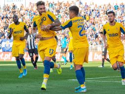 El Porto sigue presionando por el título de liga portugués. EFE