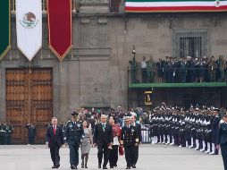 Con esta ceremonia inicia el desfile militar, el primero que preside López Obrador.. NTX / Presidencia de la República