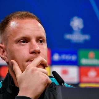 Ter Stegen reactiva la guerra de porteros con Neuer