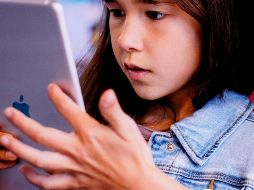 Especialistas observaron que durante algunos proyectos, los niños y niñas pasan a ser usuarios a ser creadores de tecnologías.  AP / ARCHIVO