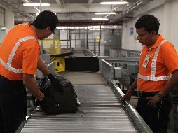 Cuando la cantidad no declarada supera los 30 mil dólares, comete un delito que puede ser sancionado con prisión, de acuerdo con el Artículo 105 del Código Fiscal de la Federación.  EL INFORMADOR/ ARCHIVO