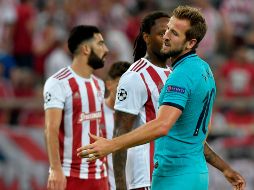 Harry Kane puso en ventaja a los Spurs pero no fue suficiente para el triunfo. AFP / L. Gouliamaki