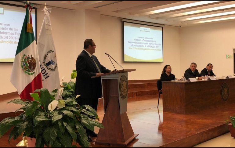 Luis Raúl González, presidente de la CNDH, reitera que los retos que enfrenta el Estado mexicano son construir un sistema de justicia coherente, ordenado y eficaz. TWITTER/@CNDH