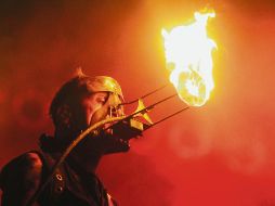 Héctor Navarro plasma en imágenes su talento y experiencia en cada concierto con “Sonografías 2”. Aquí, en el concierto que Rammstein ofreció para dar la bienvenida al 2019 en Puerto Vallarta. CORTESÍA / H. Navarro
