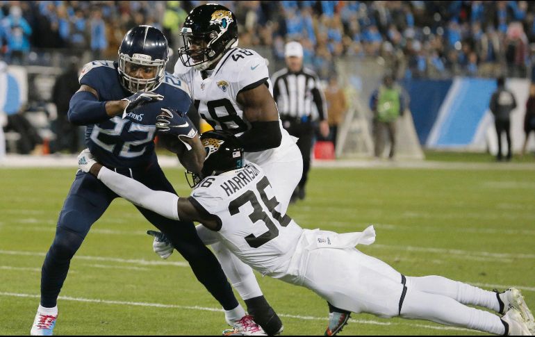 Derrick Henry (#22) destrozó a los Jaguars en diciembre pasado. AFP