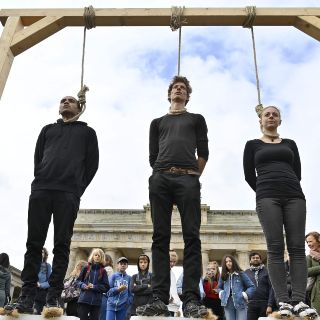 Cientos de miles en el mundo lanzan huelga contra el cambio climático