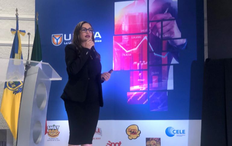 Alumnos de la Univa dan una mirada a las tendencias en el mundo del comercio