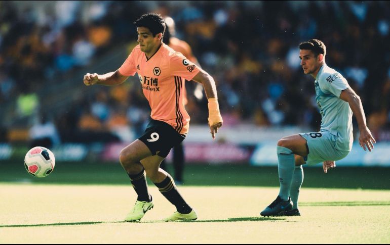 Jiménez sería titular ante el Crystal Palace. TWITTER / @WolvesEspanol