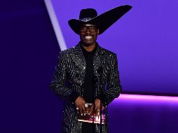 Porter se convierte en el primer hombre negro abiertamente gay en ganar un Emmy. AFP / F. J. Brown