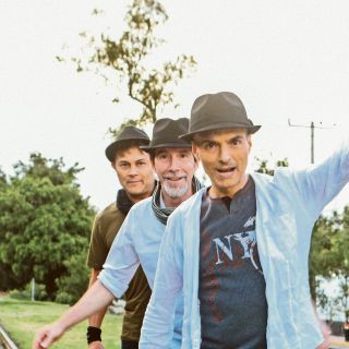 Los Superagentes se declaran en libertad rockera