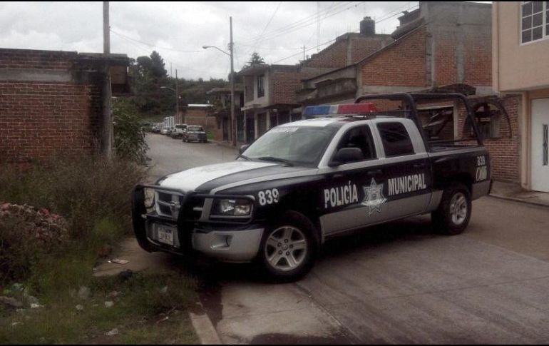 Los peritos trasladaron el cuerpo a la morgue para la práctica de la autopsia y determinar causas de muerte. EFE/ ARCHIVO