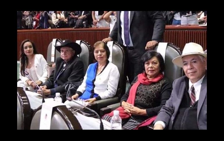 Las leyes secundarias de la Reforma Educativa pasaron al Senado de la República para su análisis. TWITTER/MariaTeresa_LP