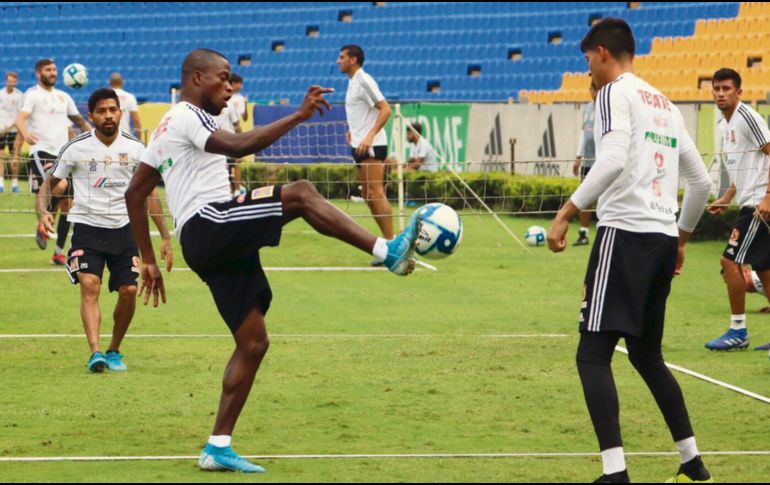 Los Tigres entrenaron ayer en Zuazua con miras al partido de esta tarde contra los poblanos. @TigresOficial