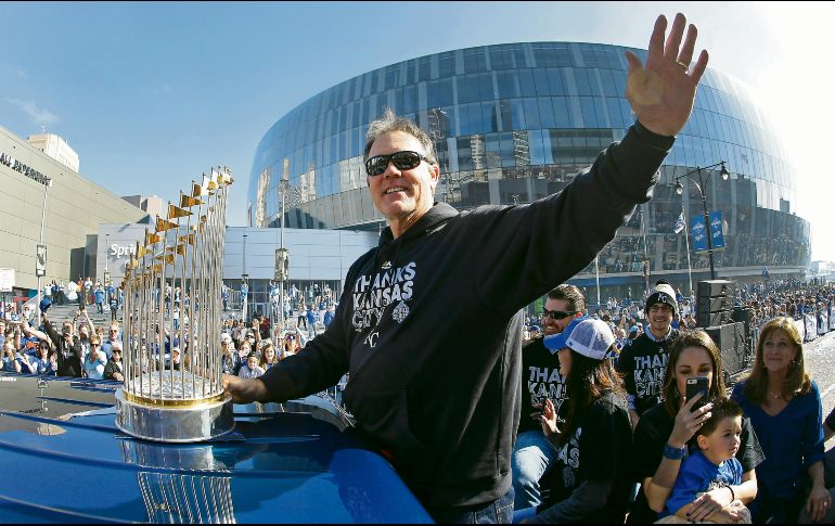 Ned Yost comandó al equipo de los Reales a dos Series Mundiales consecutivas, perdiendo la de 2014, pero llevándose la de 2015 tras derrotar a los Mets. AP / C. Riedel