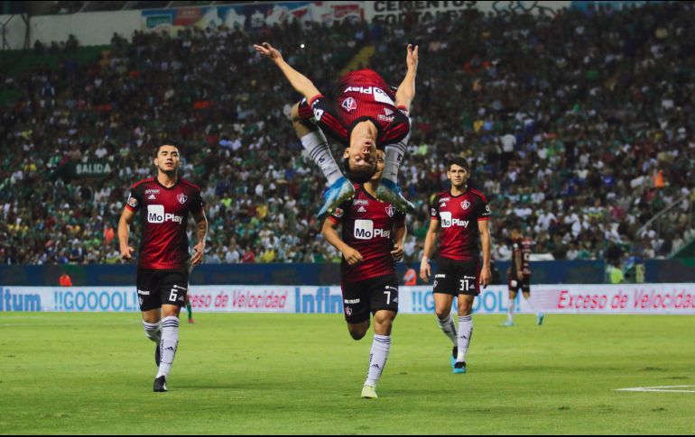 El joven canterano de los Zorros, Ismael Govea, adelantó a los rojinegros con un formidable gol. IMAGO7