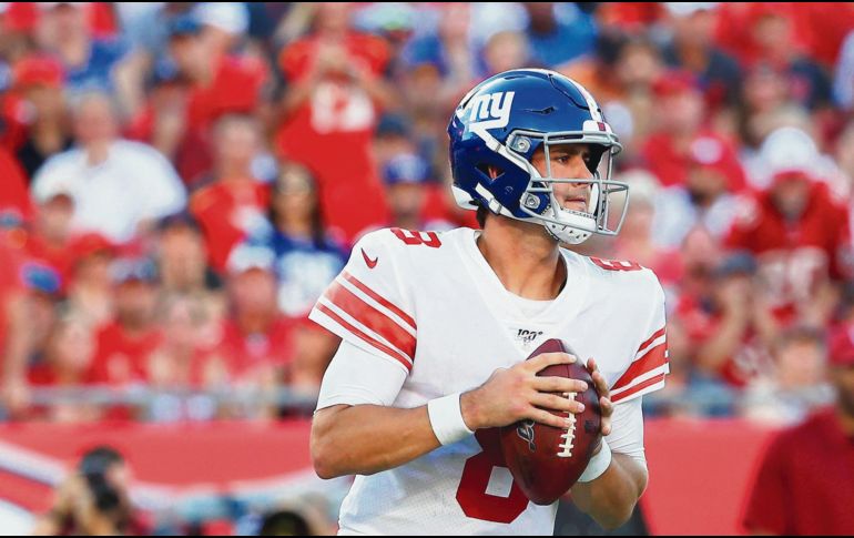 Daniel Jones ya se perfila como el nuevo jugador franquicia de la NFL.