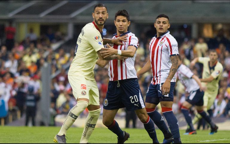 Chivas y América se enfrentarán en una edición más del Clásico Nacional el próximo sábado en el Estadio Azteca. Imago7 / ARCHIVO