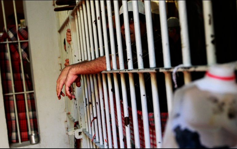 El sistema funcionará de tal manera que las personas con brazaletes no se acerquen a las que fueron sus víctimas. EL INFORMADOR / ARCHIVO