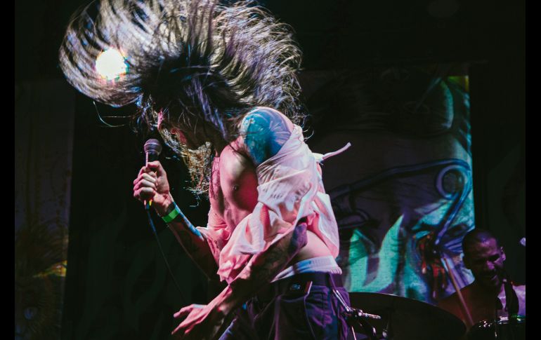 El trabajo en estos cinco años ha sido el de explorar distintos géneros musicales. CORTESÍA / @JRV_PHOTOMUSIC